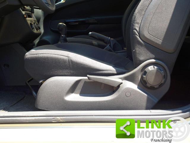 OPEL Corsa 1.2 3 porte Easytronic Enjoy
