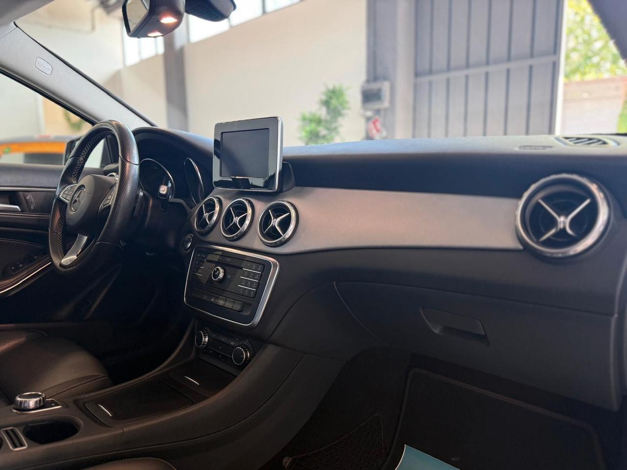 Mercedes-benz GLA 220 Premium auto