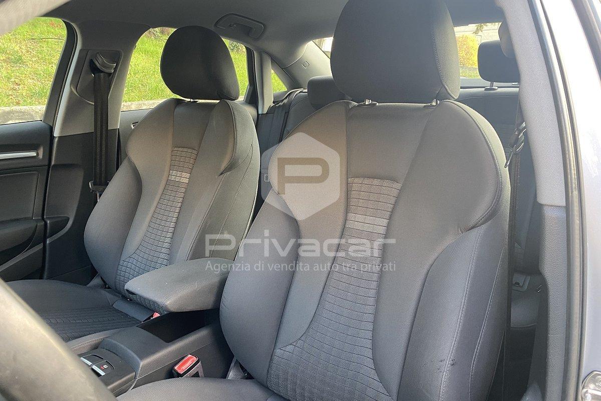 AUDI A3 Sedan 30 TDI S tronic Sport