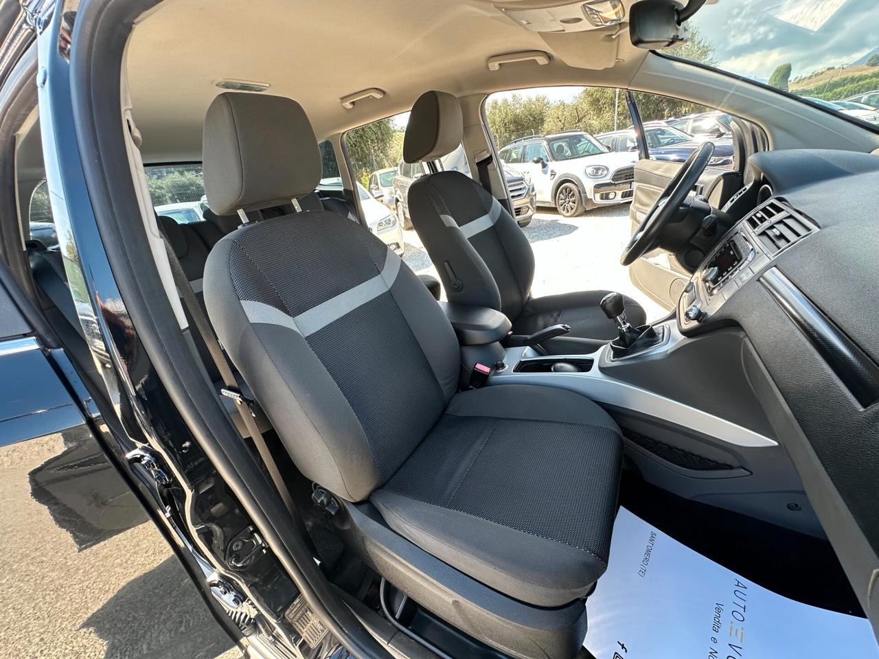 Ford Kuga 2.0 TDCi 140 cv 2WD 116.833 km