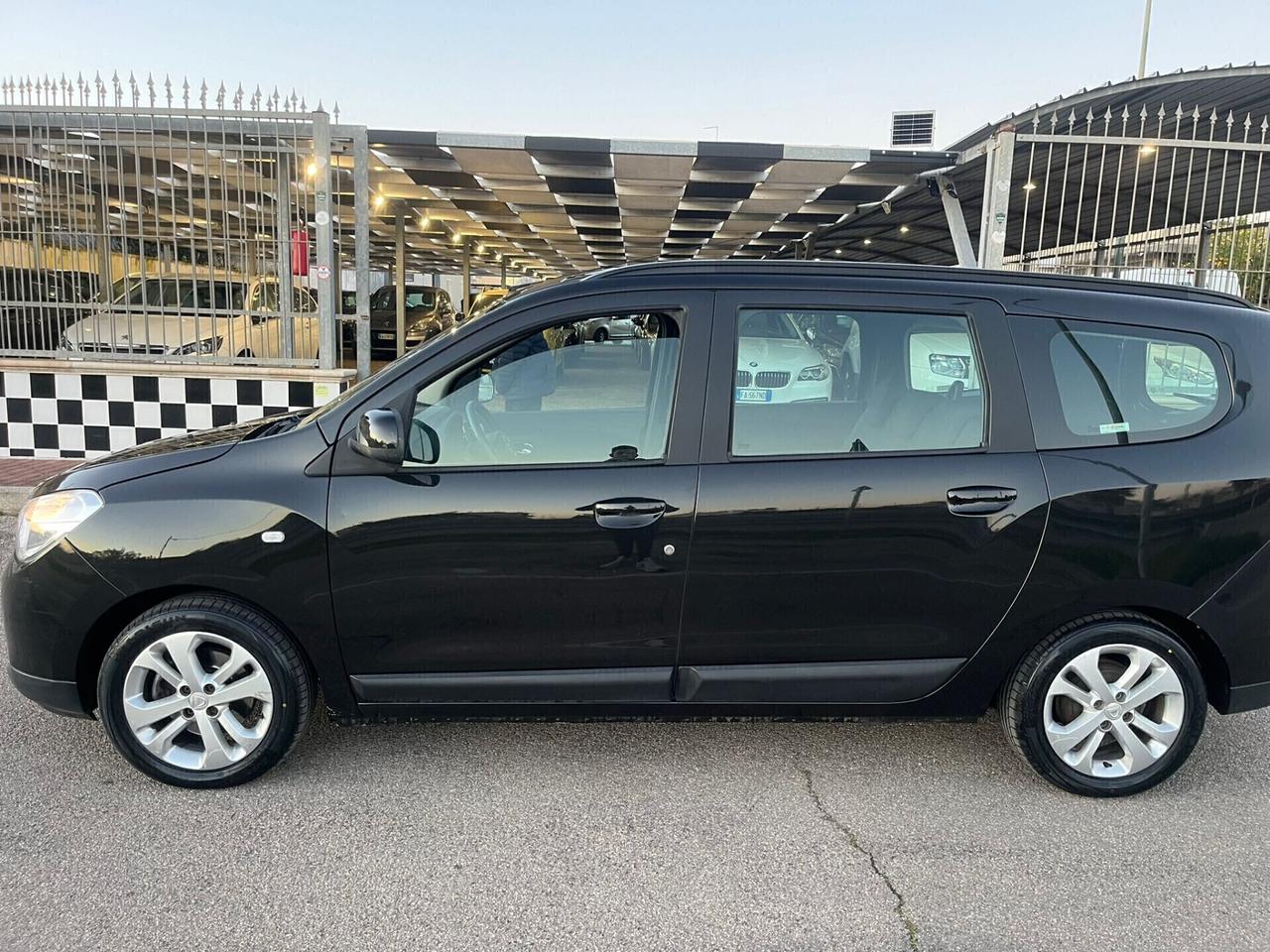 Dacia Lodgy 1.5 dCi Lauréate Gancio traino Unipro 2014