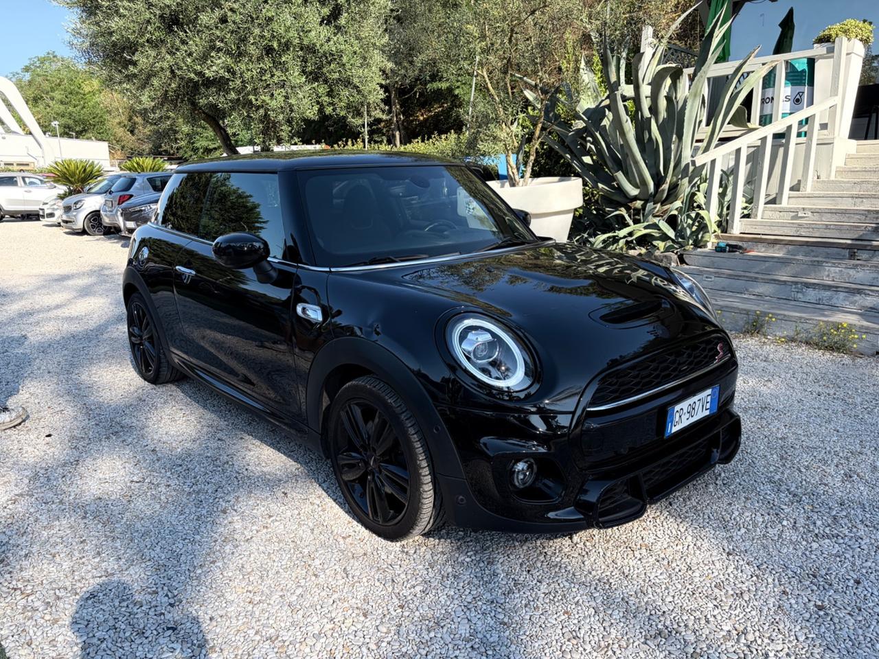 Mini Cooper s Jcw sedili guscio quadro digitale harman kardon cambio f1 full Led luci ambiente