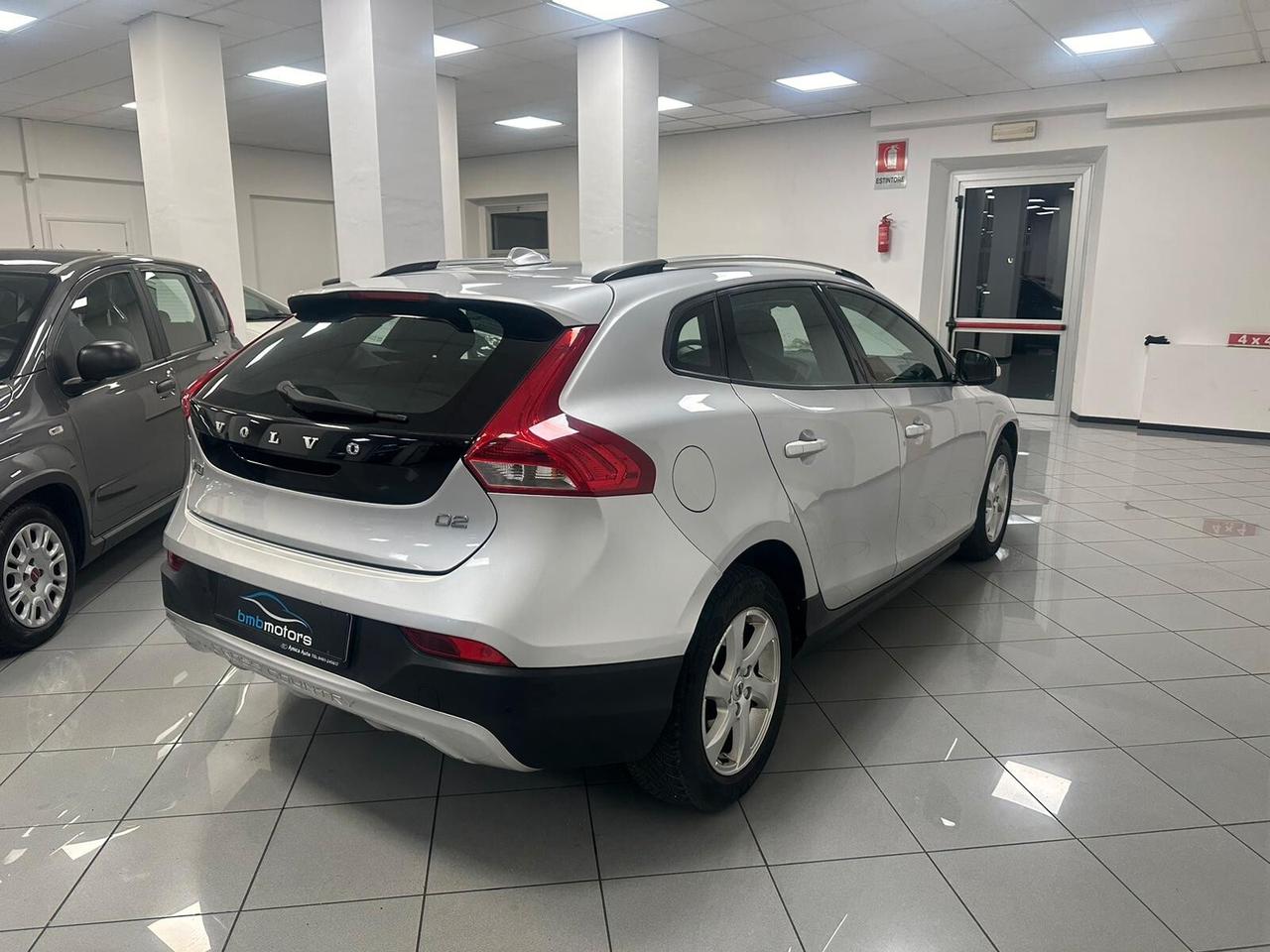 Volvo V40 Cross Country D2 Business Plus