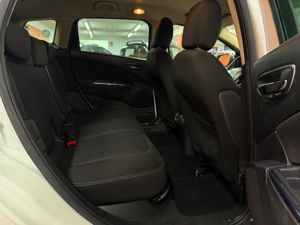 Lancia Delta 1.6 MJT DPF Cambio Automatico - 12/2013