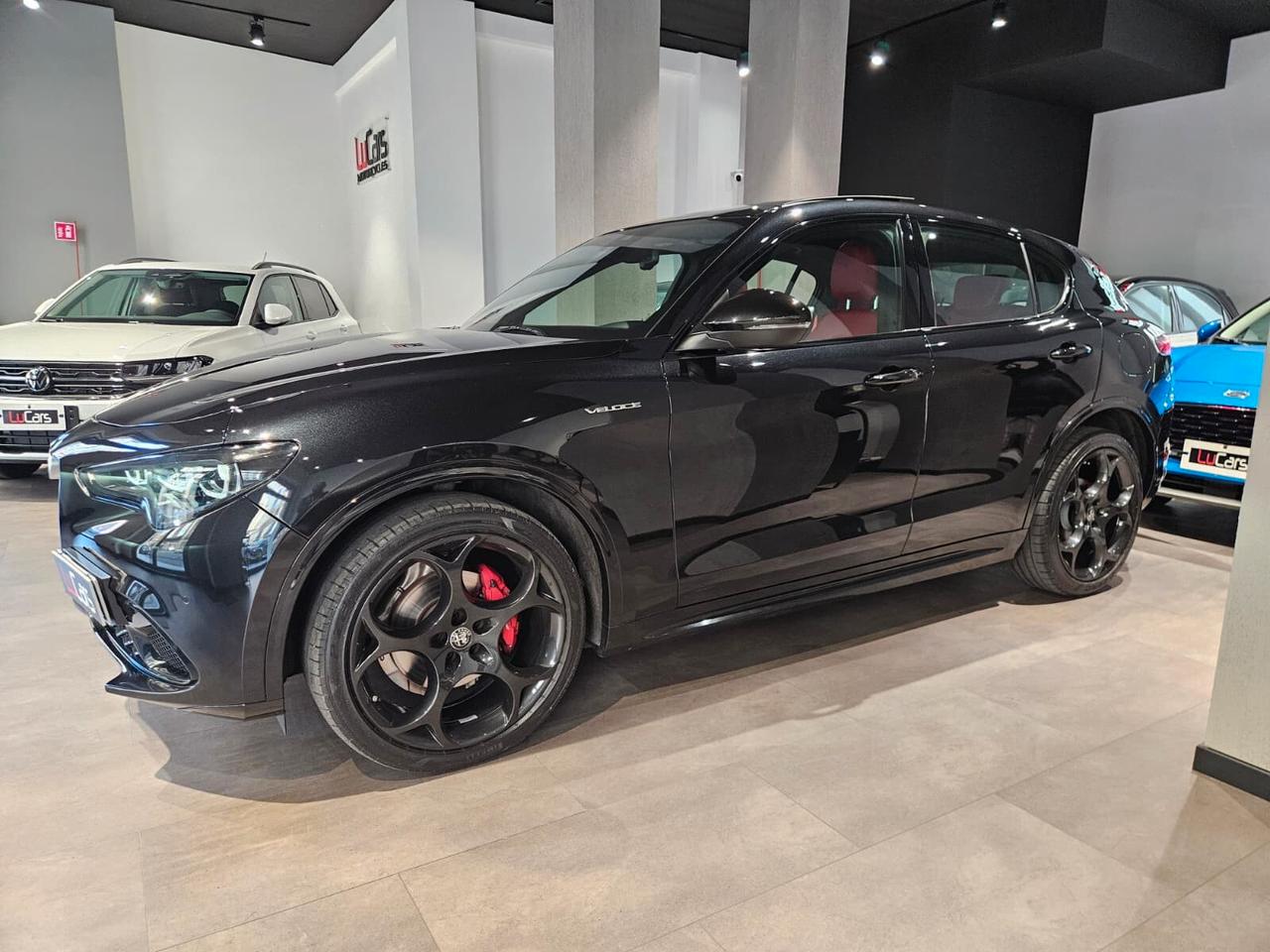Stelvio 2.2d 210 CV AT8 Q4 Veloce Tetto 22K KM IVA ESP