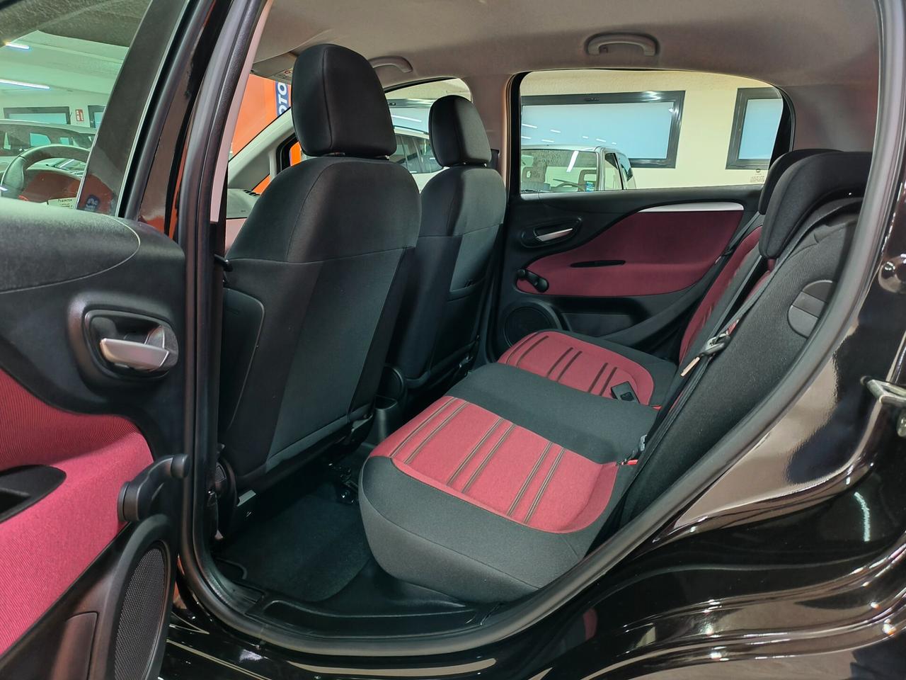 Fiat Punto Evo 1.4 5 porte Dynamic NUOVA!