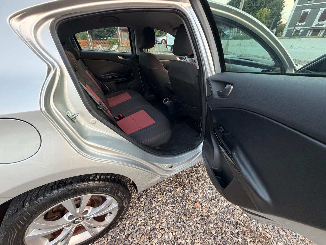 Alfa Romeo Giulietta 1.6 JTDm-2 105 CV Distinctive