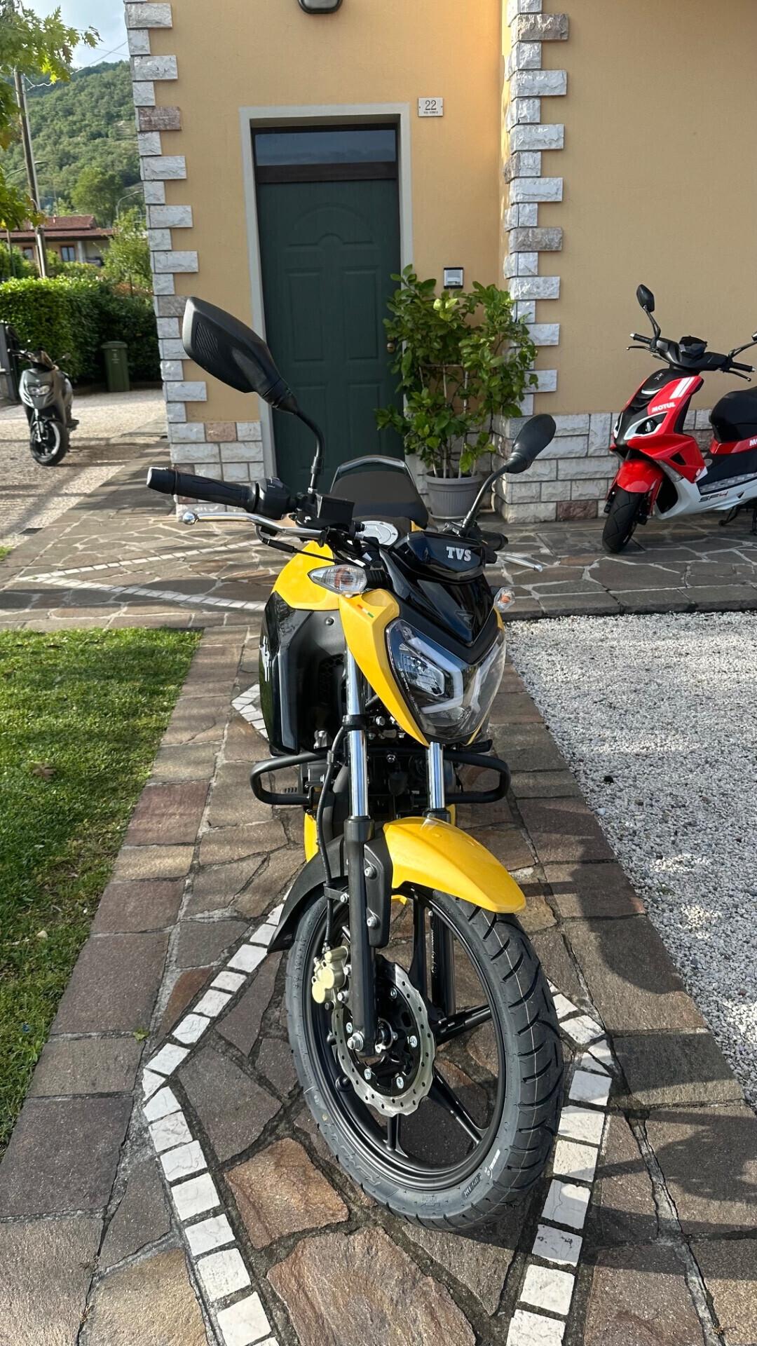 Tvs Raider 125 euro 5+