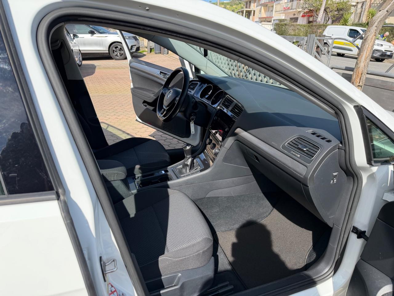 Volkswagen Golf Business 1.6 TDI 5p. Trendline BlueMotion Technology