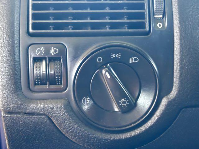 VOLKSWAGEN Golf 1.6 5P 1 PROPR OK NEOP GANCIO TRAINO BLUETHOOT