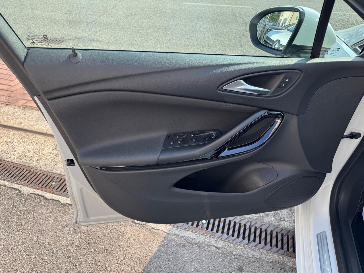 Opel Astra 1.6 CDTi 110CV Start&Stop 5 porte Innovation