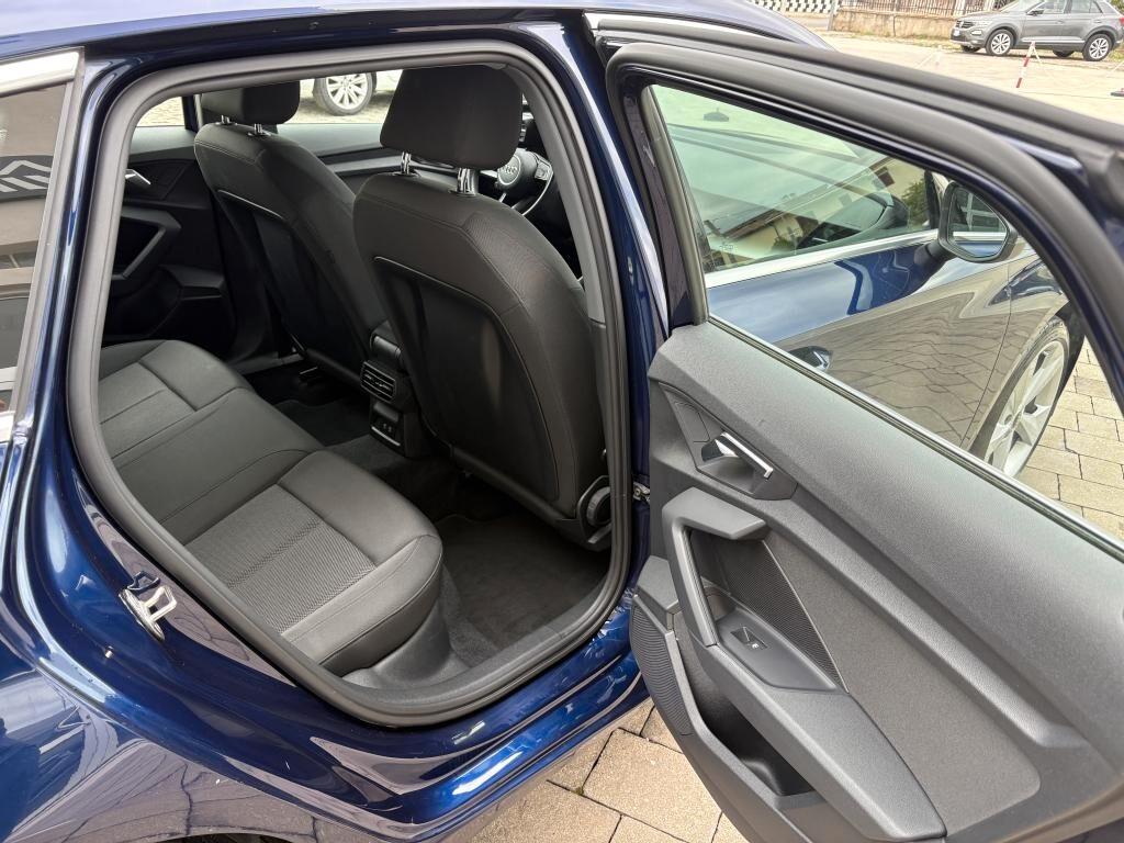 Audi A3 Sportback 30 TDI S Tronic Business Advanced