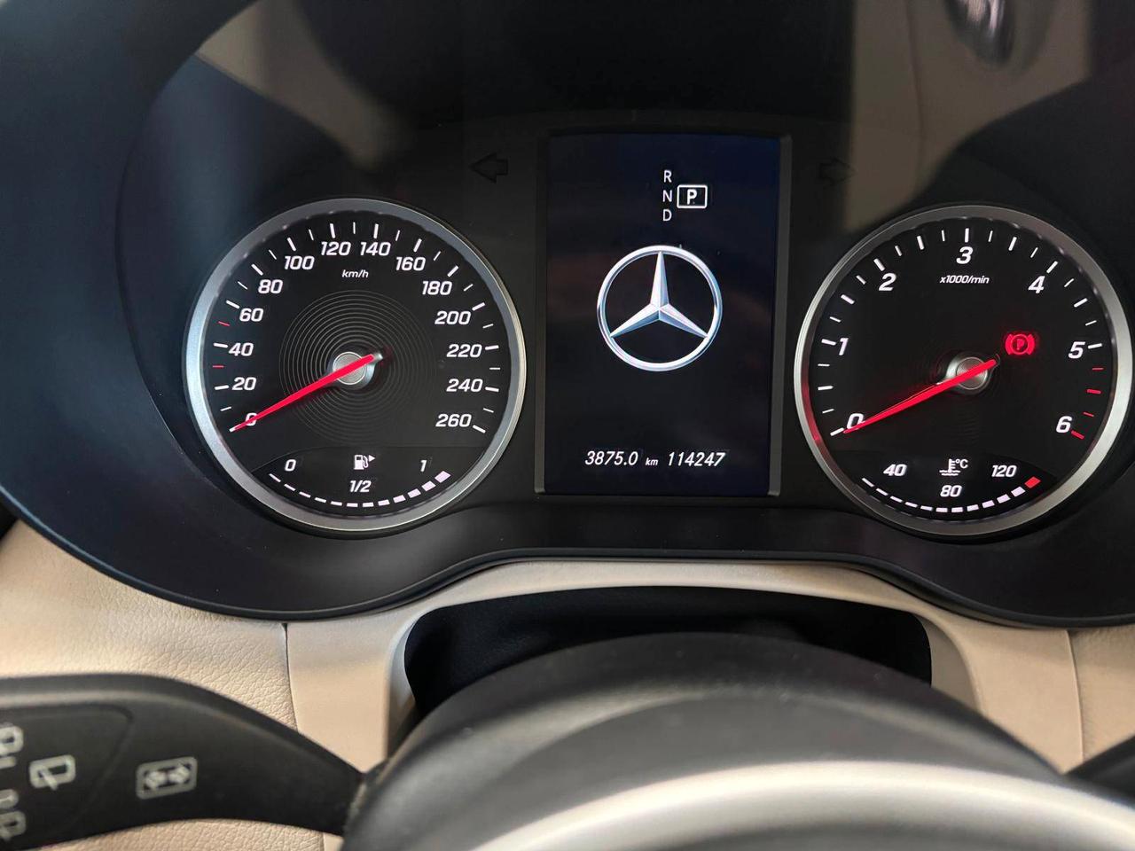 Mercedes-Benz GLC - X253 2019 - GLC 220 d Sport 4matic auto