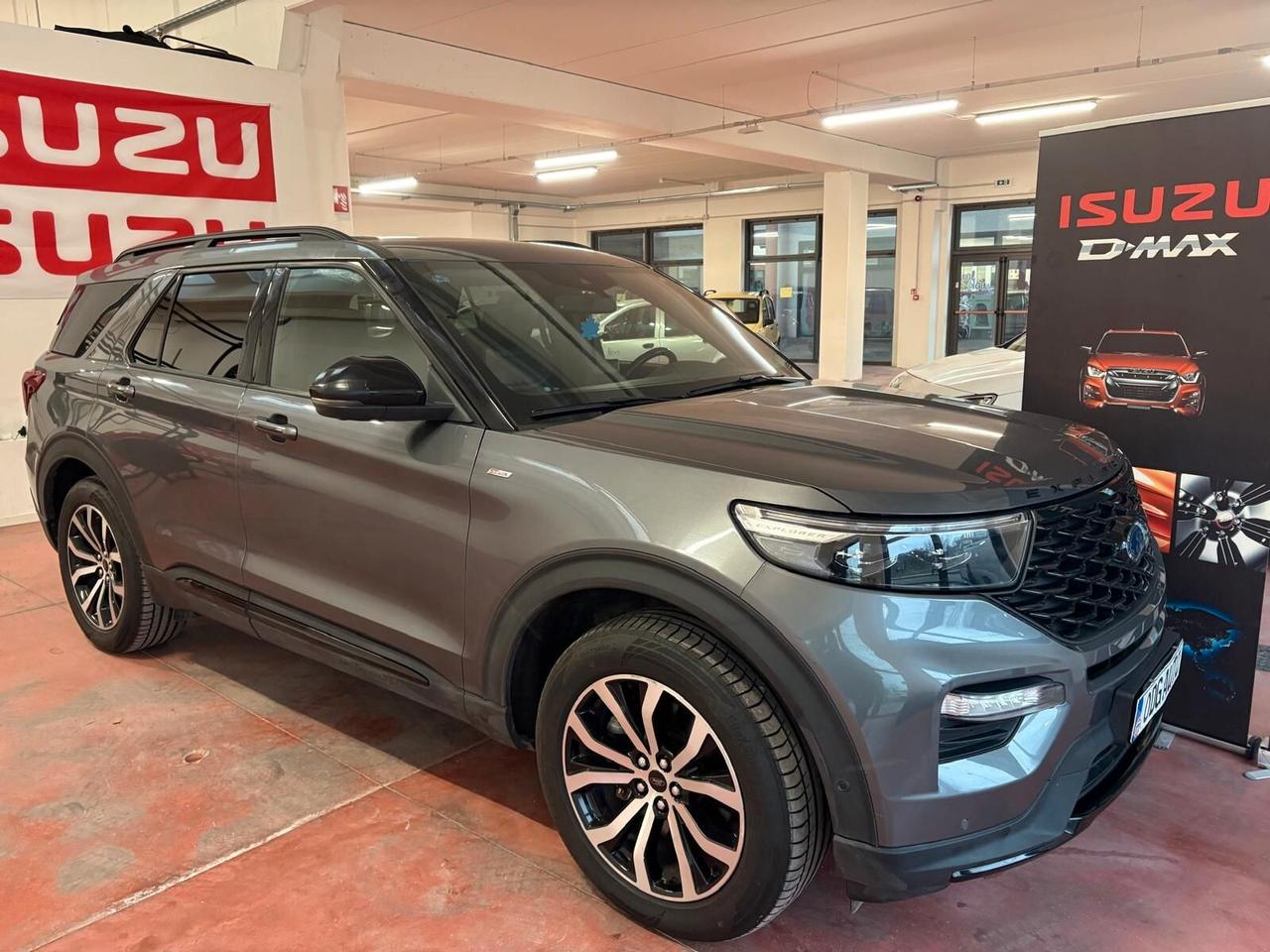FORD EXPLORER HIBRID CAMBIO AUT. 4X4 ELETTRICA -Benz. 2.8 CV 363 Km 122. 344 garanzia 12 mesi
