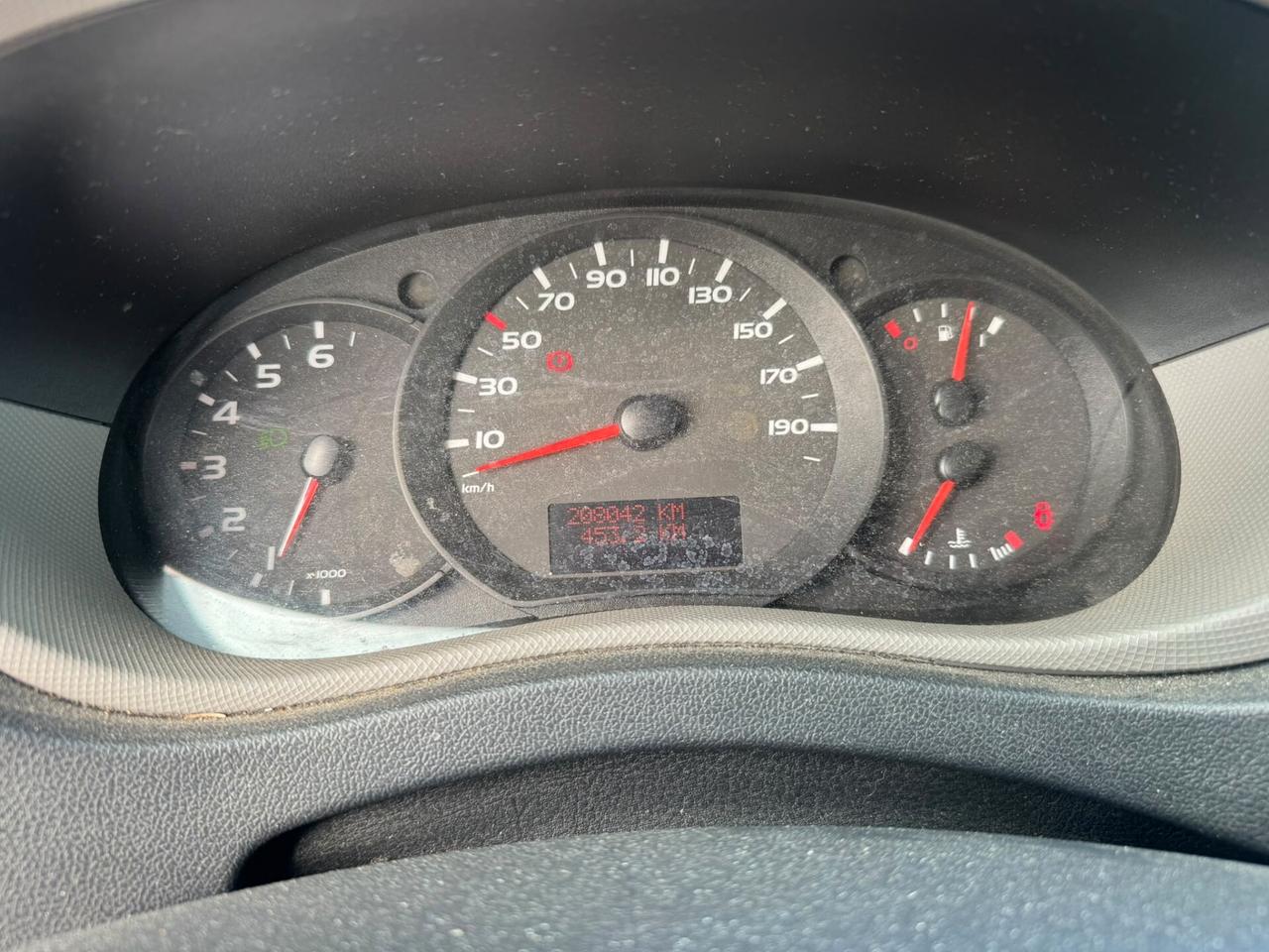 Renault Master T30 2.3 dCi/125 PC-TN Combi E5