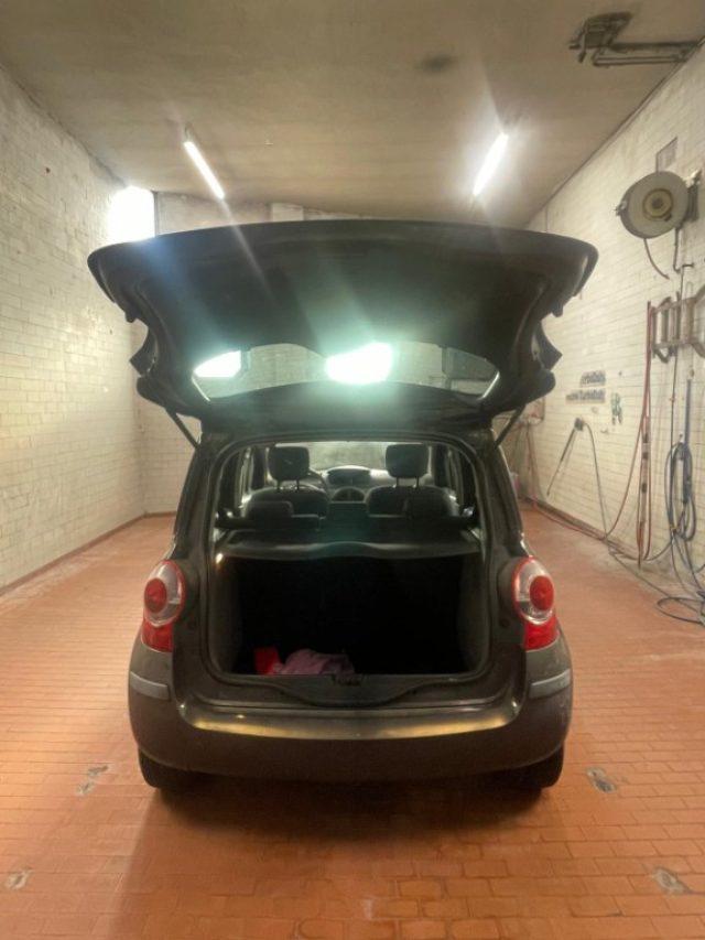 RENAULT Modus 1.2 16V Dynamique