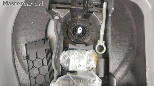 DS AUTOMOBILES DS 7 Crossback 1.5 bluehdi Performance Line 130cv TG: GP743BE