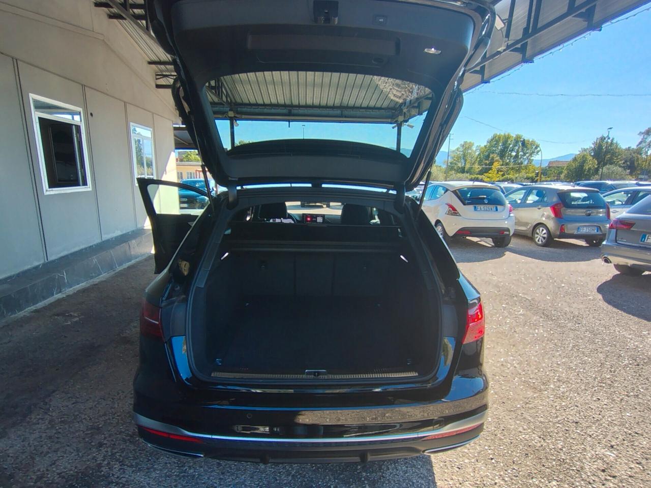 Audi A4 Avant 40 TDI quattro S tronic line edition