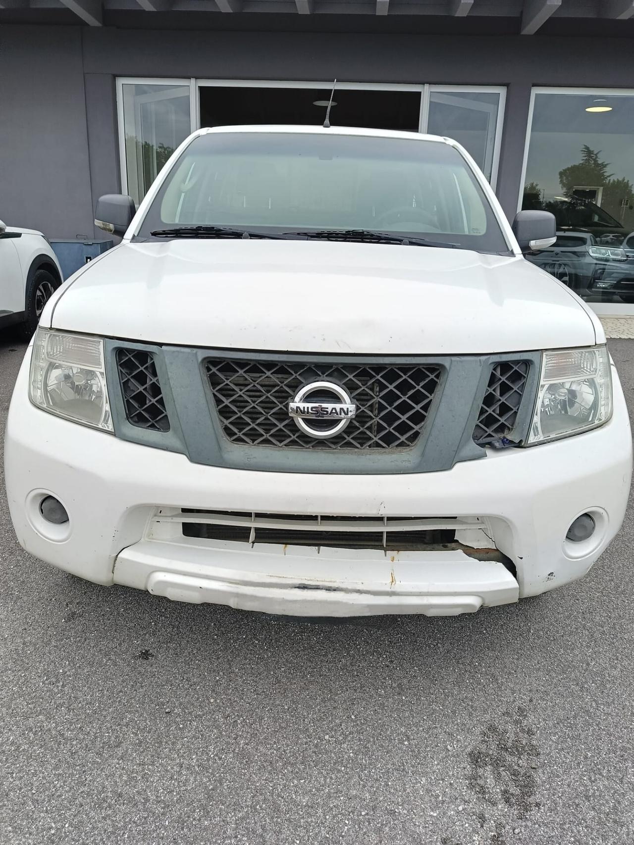 Nissan Navara 2.5 dCi 190CV 2 porte King Cab XE