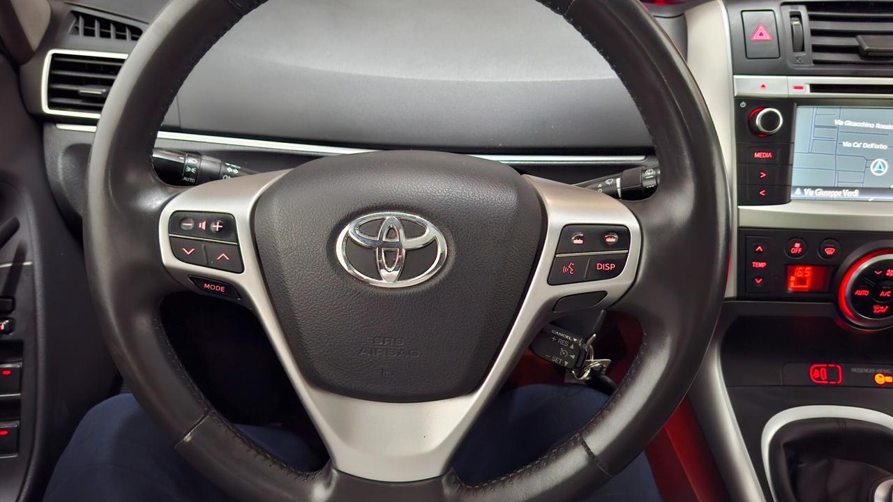 TOYOTA VERSO 2014 1.6DIESEL 7POSTI TETTO PANORAMICO