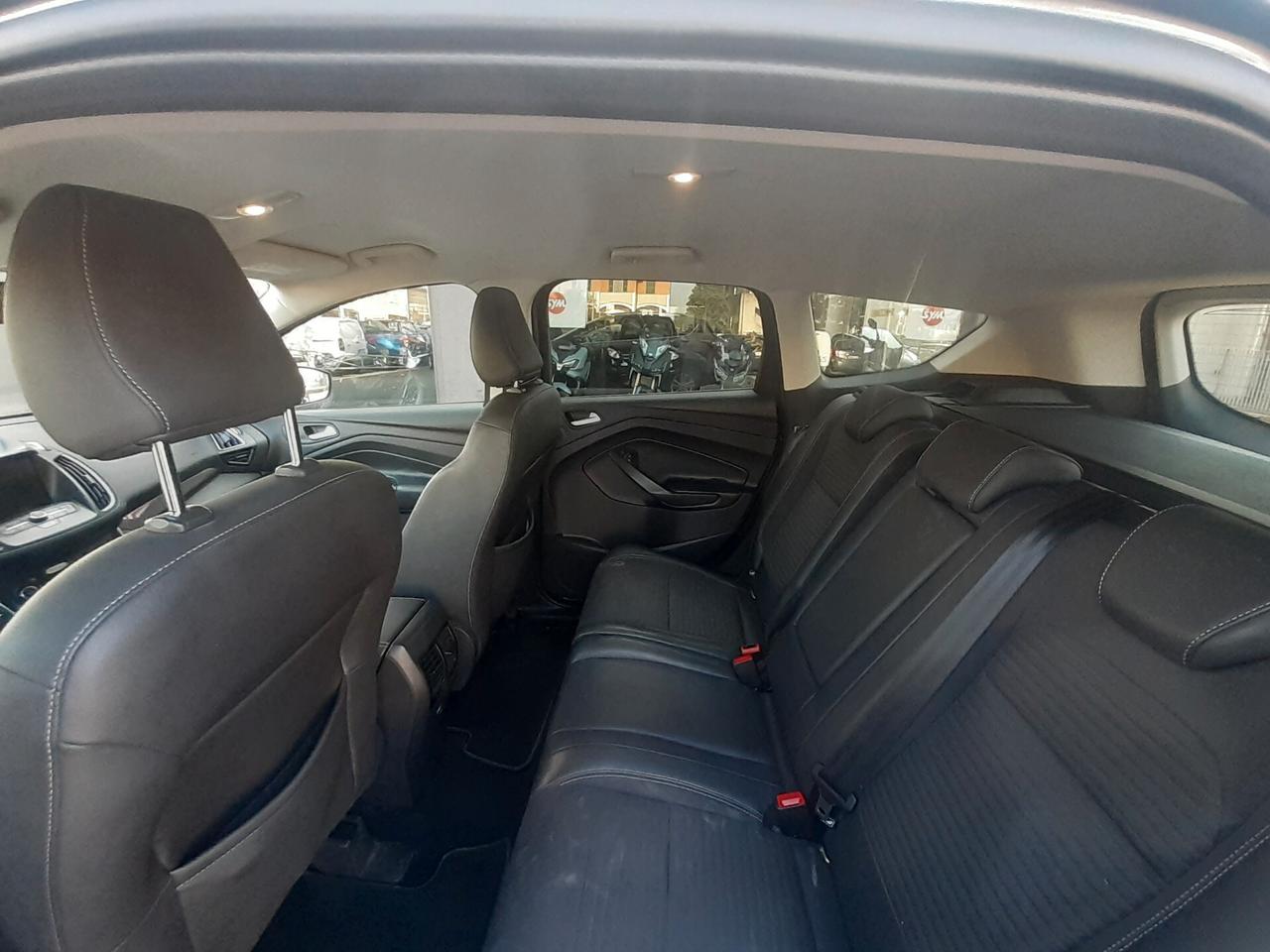 Ford Kuga 1.5 TDCI 120 CV S&S 2WD Titanium