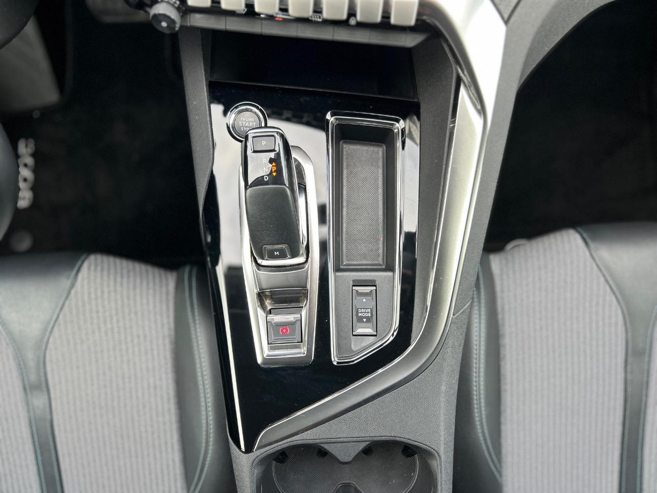 Peugeot 3008 3008 1.5 bluehdi Allure s&s 130cv eat8