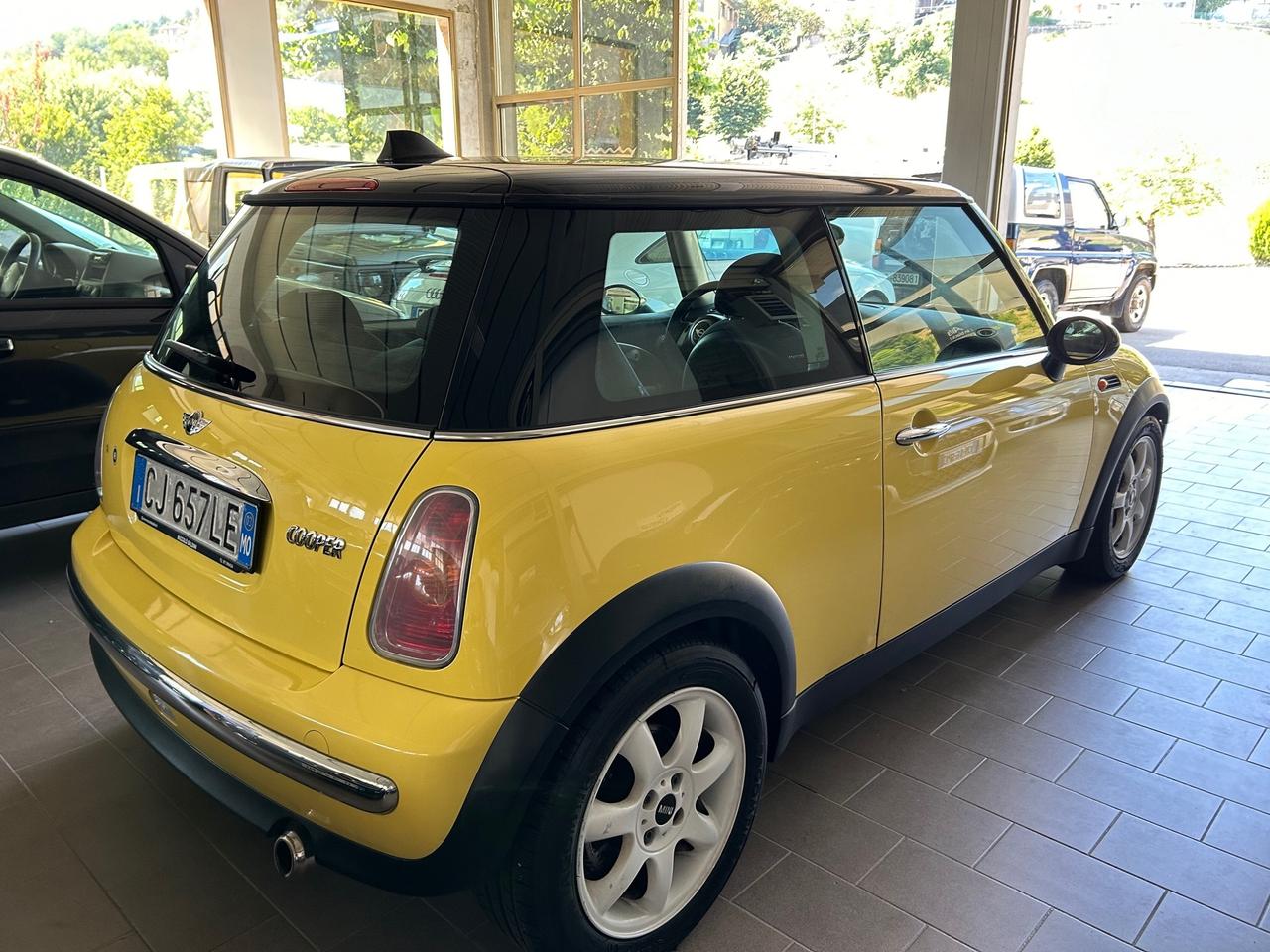 Mini Cooper 1.6