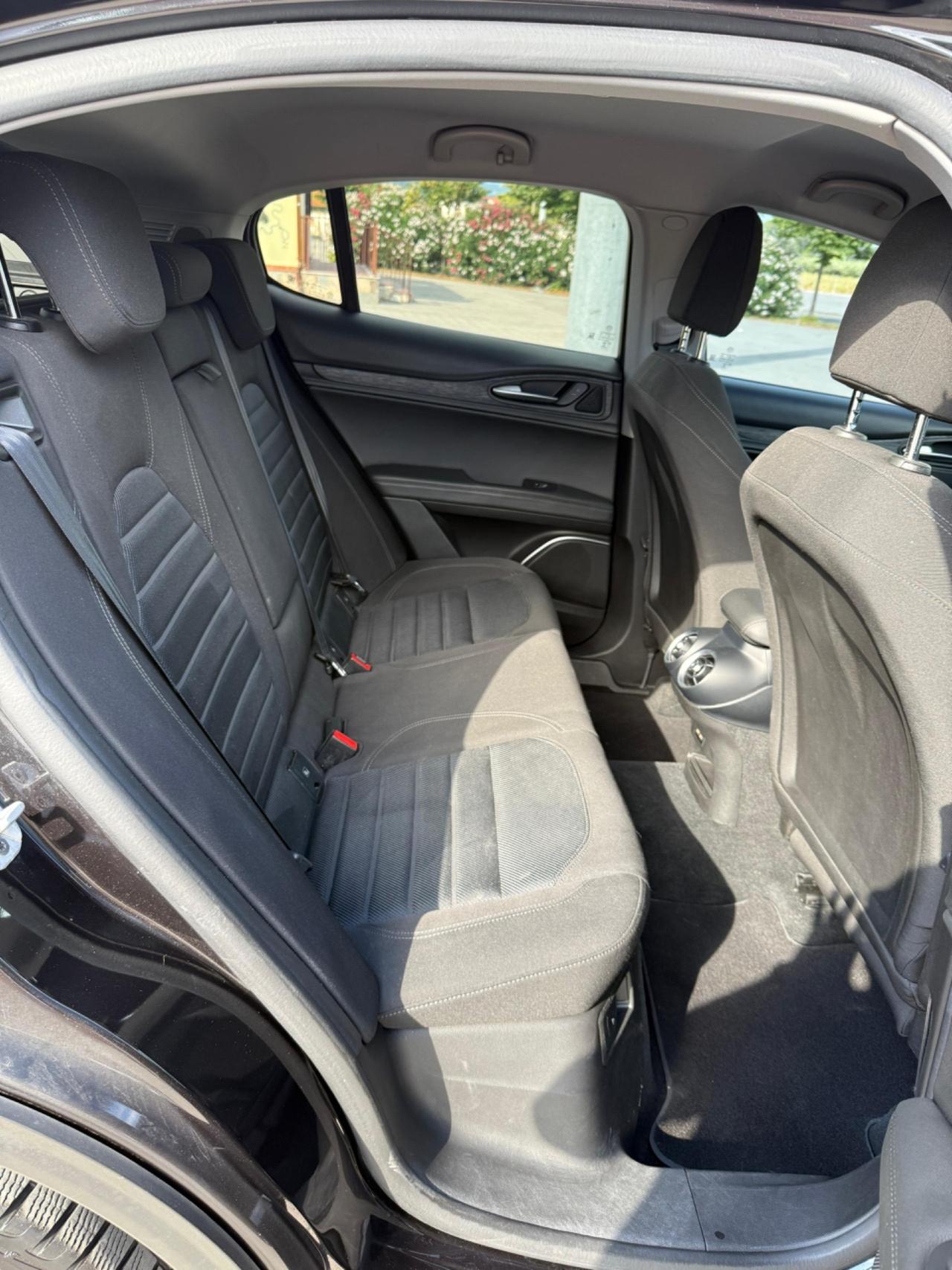 Alfa Romeo Stelvio 2.2 Turbodiesel 190 CV AT8 RWD Super