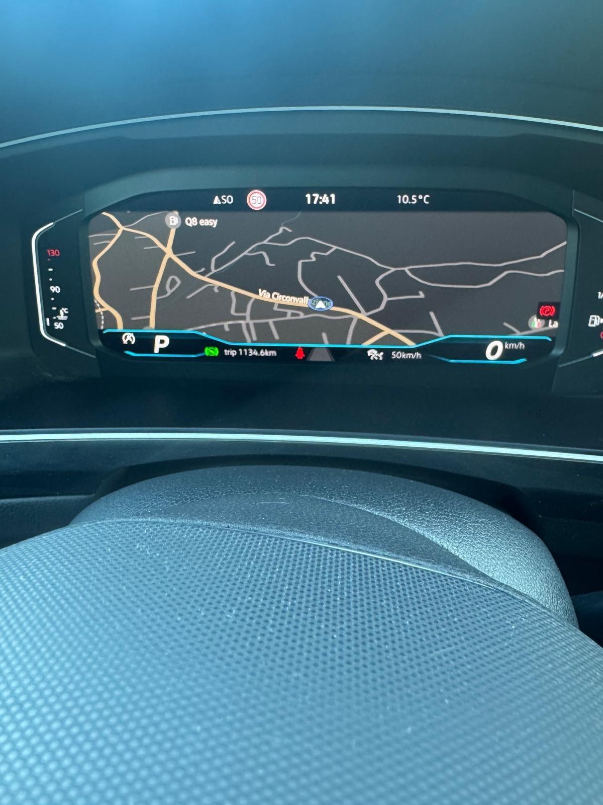 Volkswagen Tiguan 2.0 TDI 150 CV SCR DSG R-Line