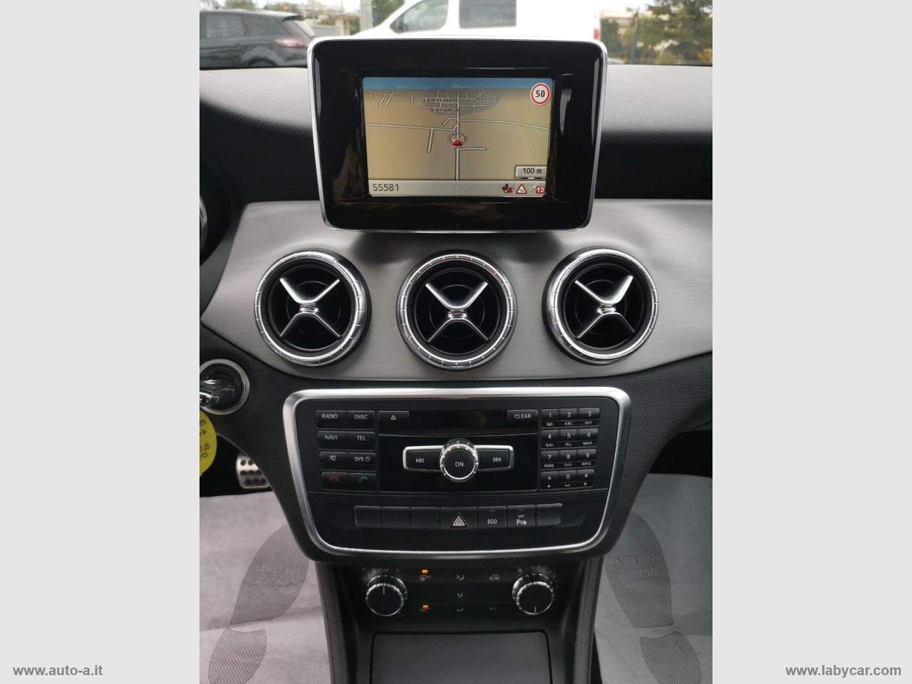 MERCEDES-BENZ CLA 200 d Premium