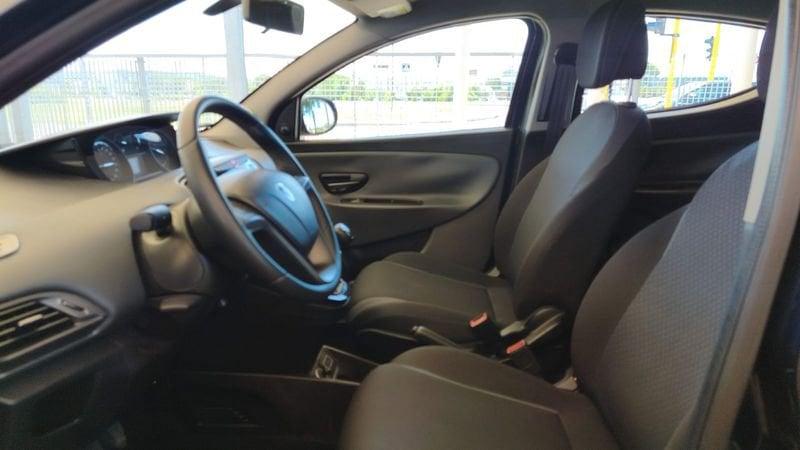 Lancia Ypsilon 1.2 69cv Silver