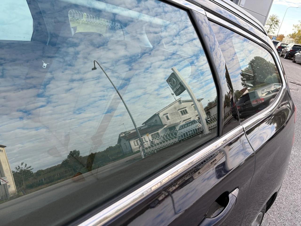 Peugeot 308 SW ALLURE BlueHDi 130 EAT6 SPOTICAR