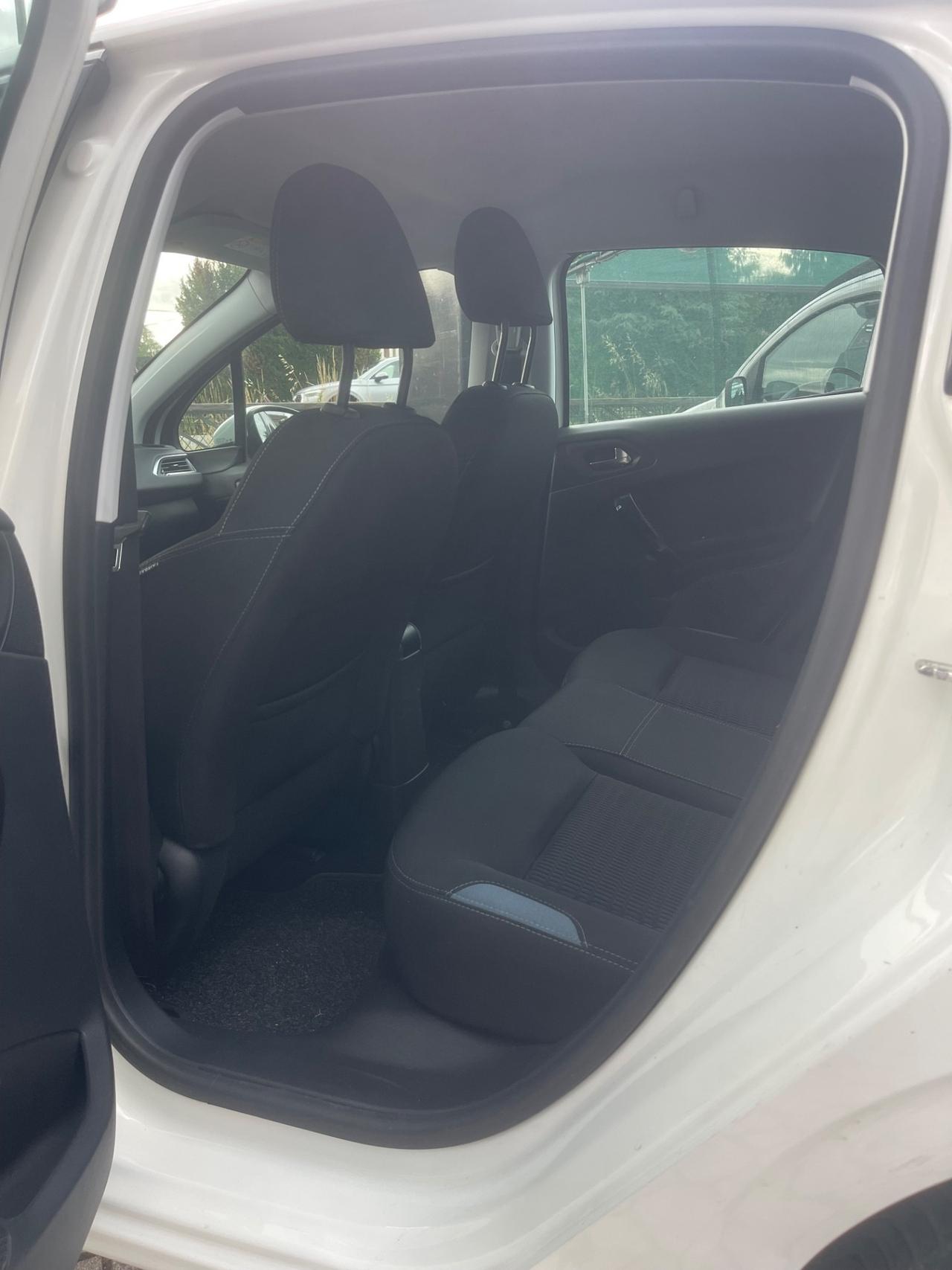 Peugeot 208 PureTech 82 ETG5 S&S 5 porte Allure