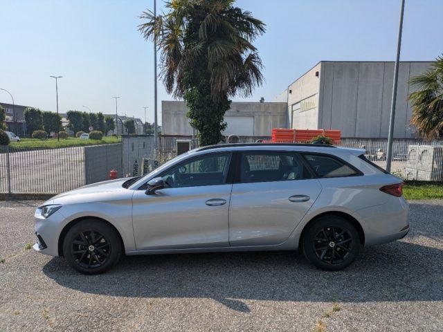 SEAT Leon Sportstourer 1.0 eTSI 110 CV DSG Black Line