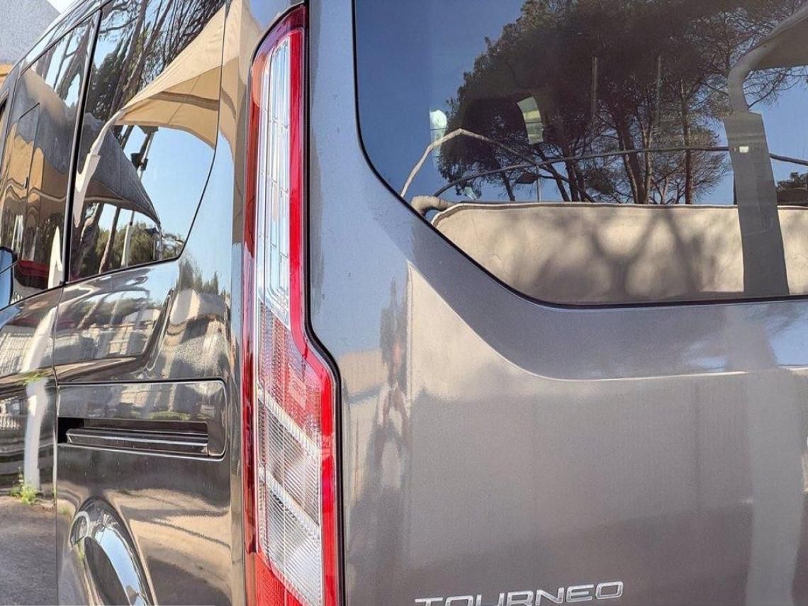 FORD Tourneo Custom 320 2 0 tdci 130cv titanium l1h1 auto e6 2