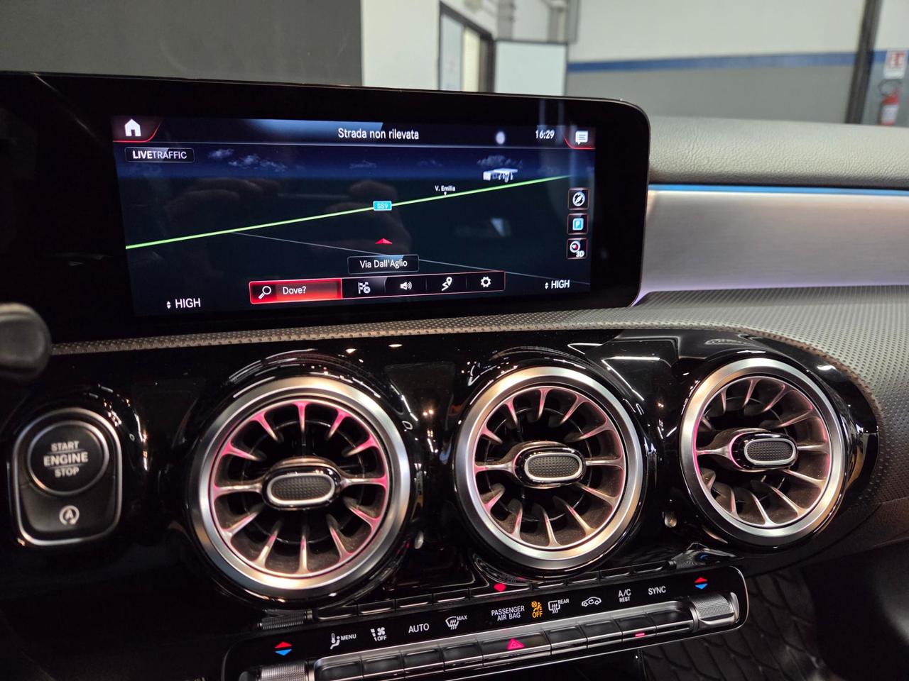 Mercedes Classe A A 200 d Premium Night edition auto