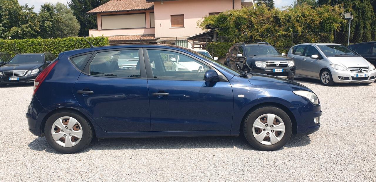 Hyundai i30 1.4 16V 109CV 5p. BlueDr. GPL benzina, Active