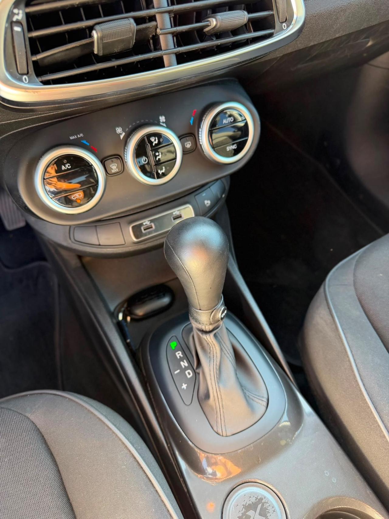 Fiat 500X 1.5 T4 Hybrid 130 CV DCT Red