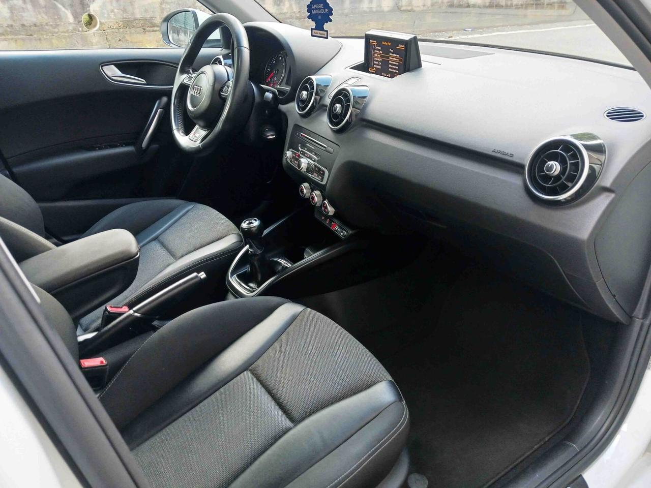 Audi A1 SPB 1.4TDI S-line UNIPRO - PERFETTA