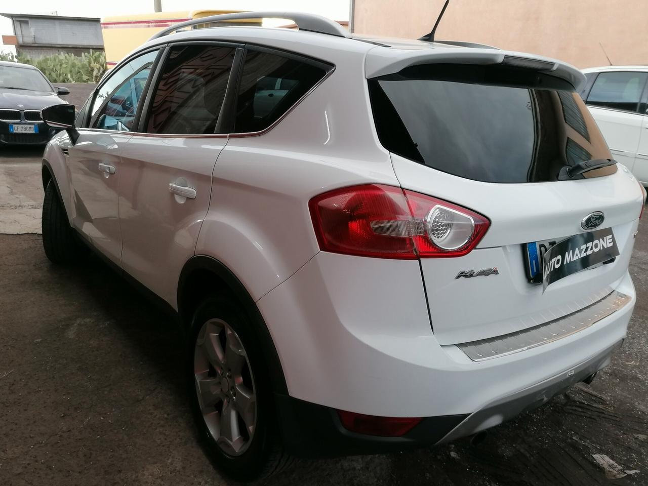 Ford Kuga 2.0 TDCi 136 CV 4WD Titanium DPF(Gancio traino)