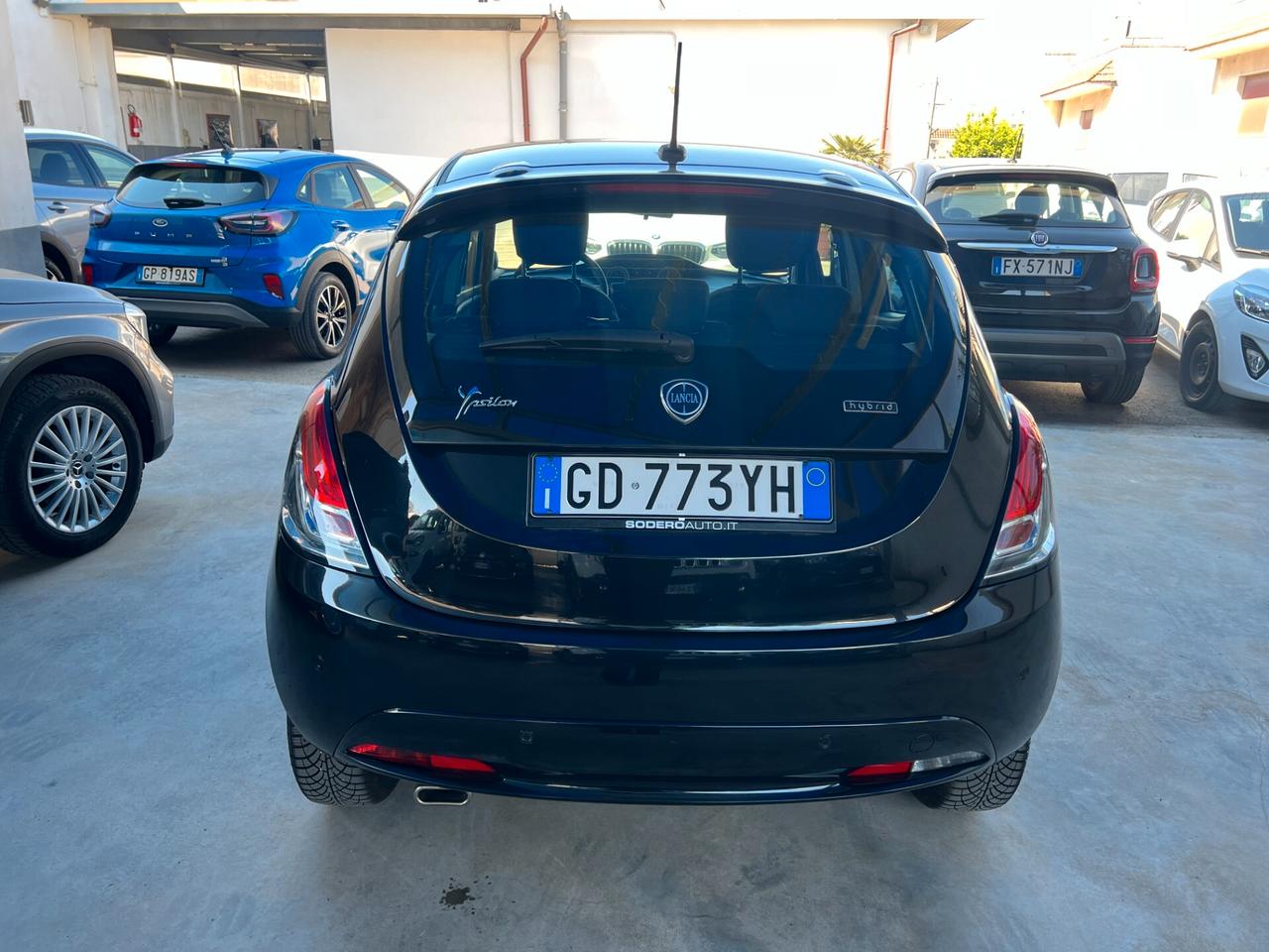 Lancia Ypsilon 1.0 FireFly 5 porte S&S Hybrid Ecochic Gold