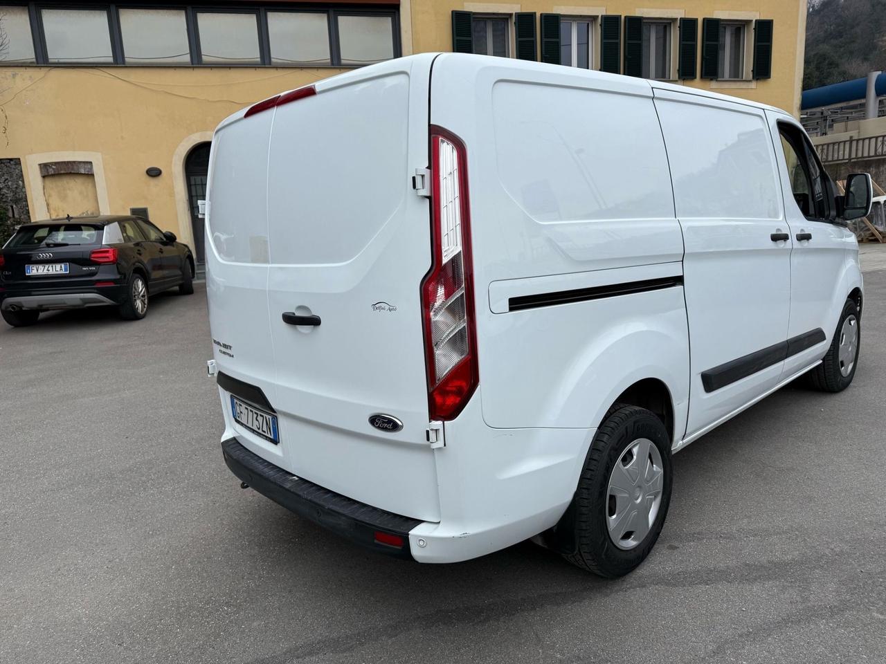 Ford Transit Custom Transit Custom 320 2.0 EcoBlue 130 PC Furgone Titanium