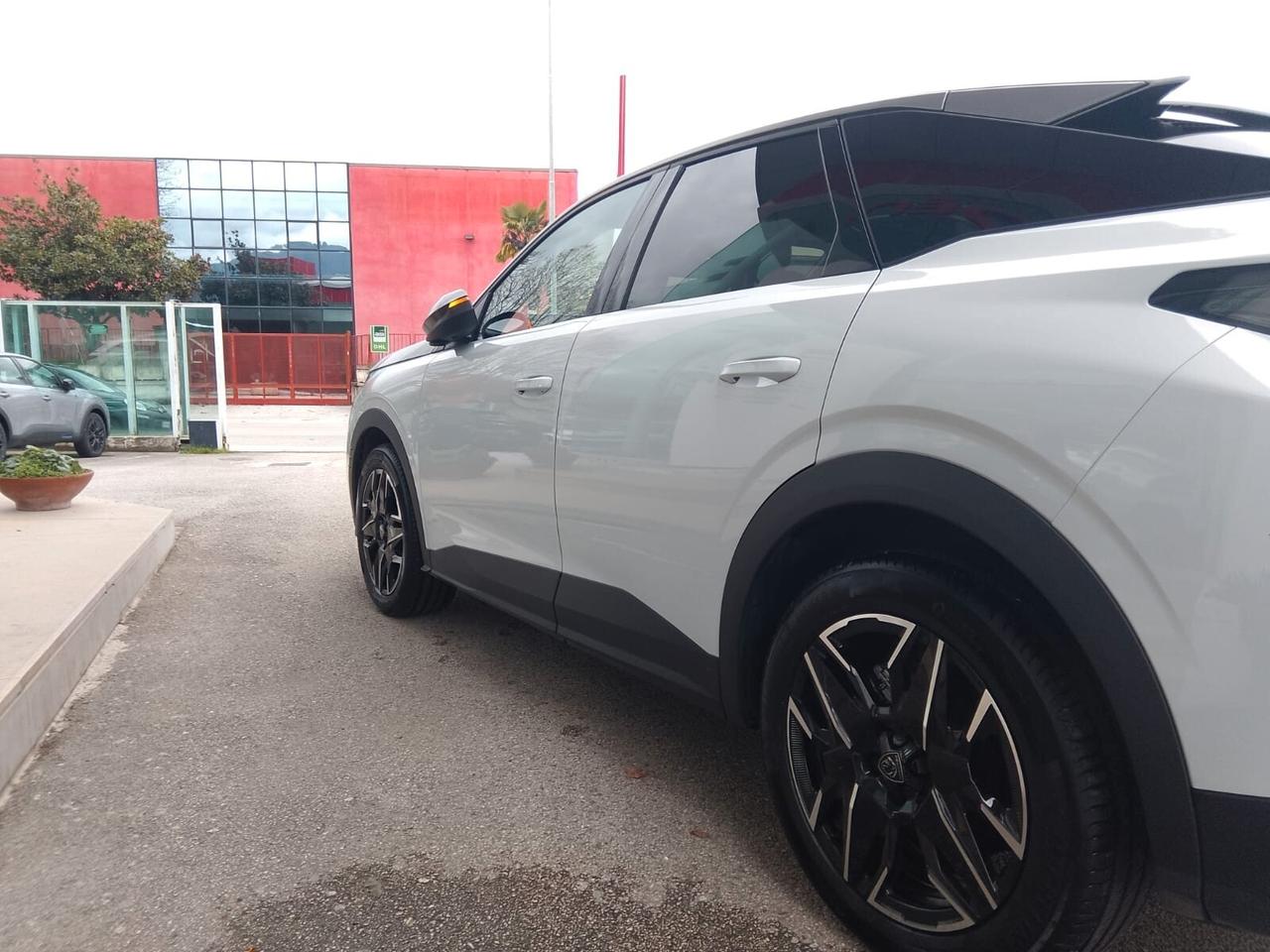 Peugeot 3008 Hybrid 145 e-DCS6 Allure