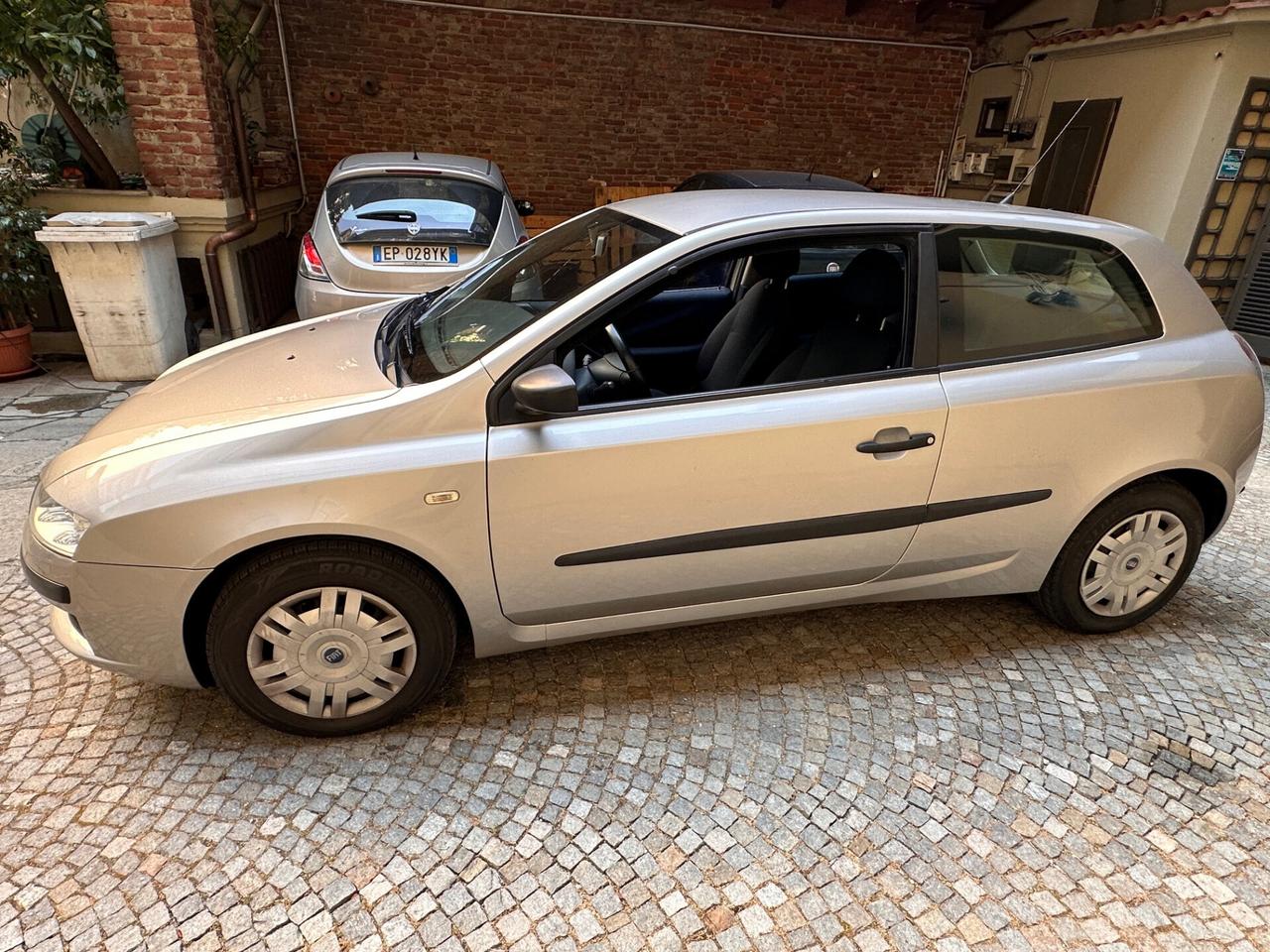 Fiat Stilo 1.6i 16V *Schermo Touch Bluetooth*