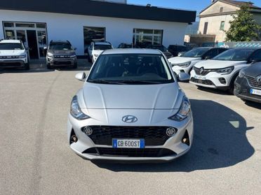 HYUNDAI i10 1.0 MPI Tech A/T