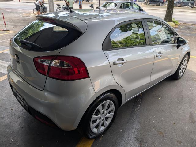 KIA Rio 1.2 CVVT 5p. Cool