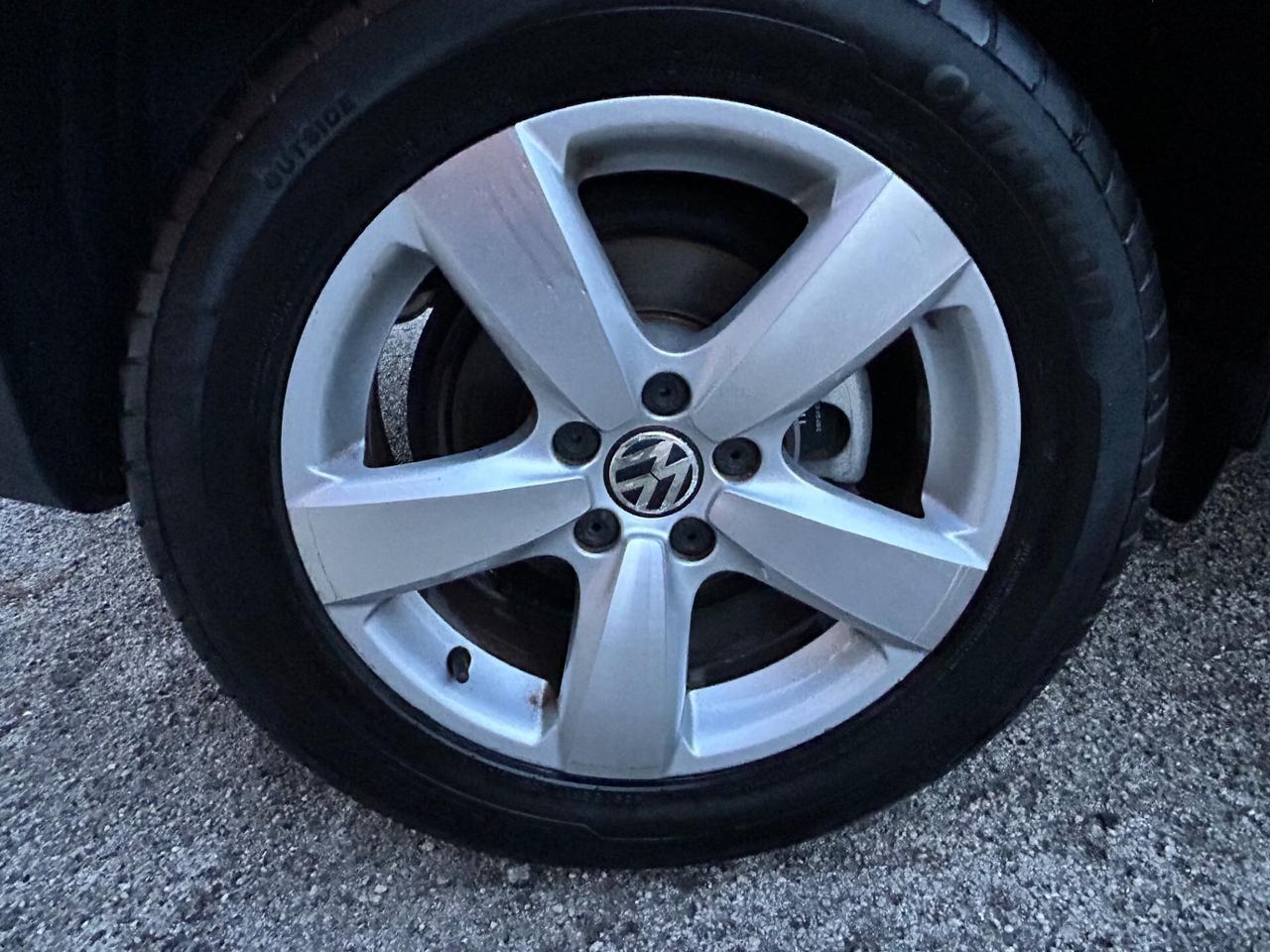 Volkswagen Tiguan 2.0 TDI unico proprietario .