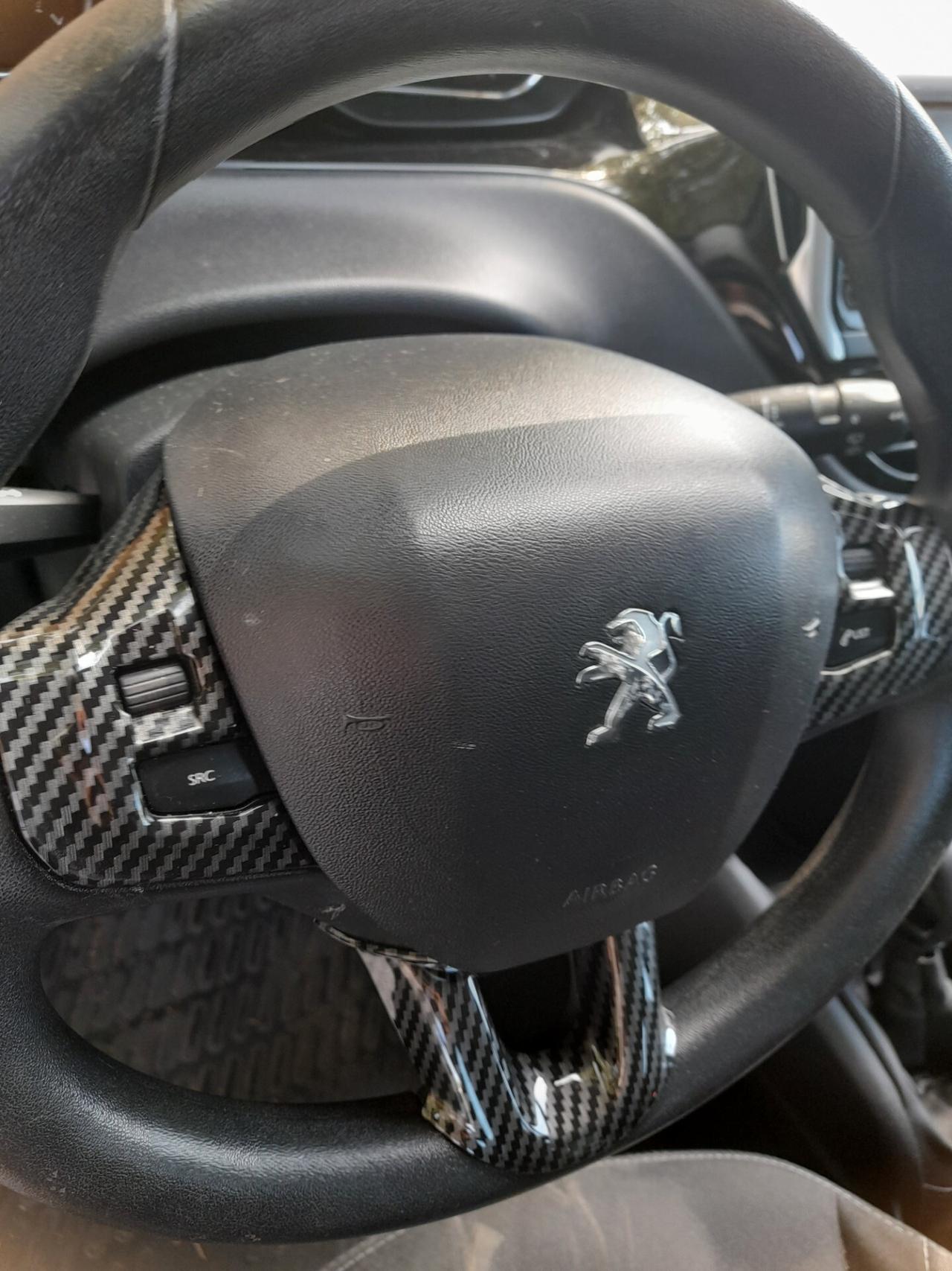 Peugeot 208 1.0 68 CV 5 porte