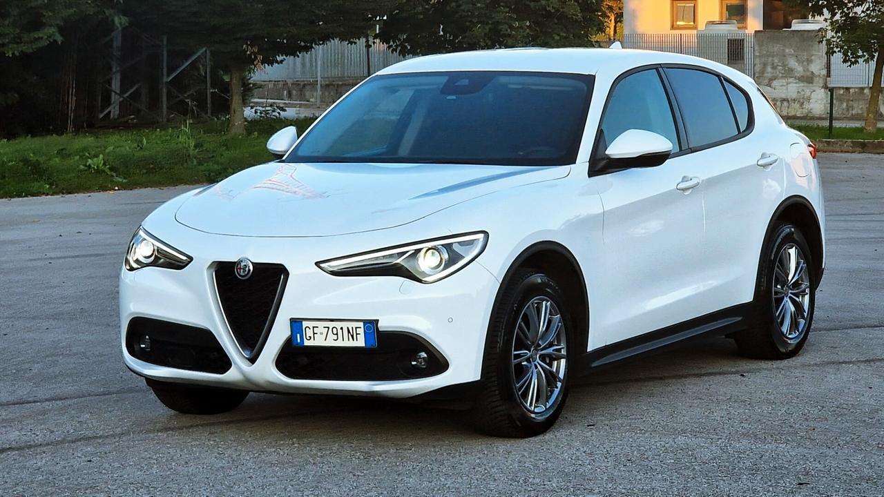 Alfa Romeo Stelvio 2.2 Turbodiesel 190 CV AT8 Q4