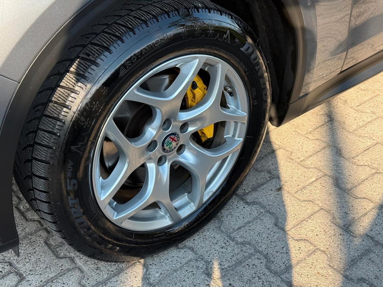 Alfa Stelvio 2.2 160 CV AT8 RWD Super + Palette